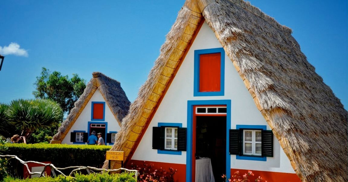 Santana Typical Houses