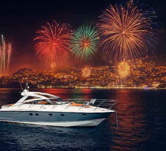 New Year’s Eve Fireworks Private Luxury Yacht