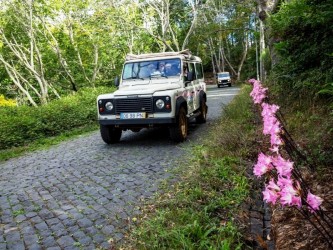 Cabo Girão e Curral das Freiras  – Passeio de Jipe Meio Dia