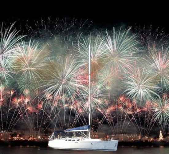 Private Boat Yacht Charter 10 people for Madeira New Year's Fireworks