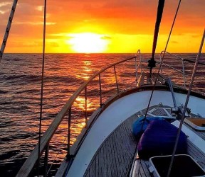 Sunset Boat Tour in Funchal