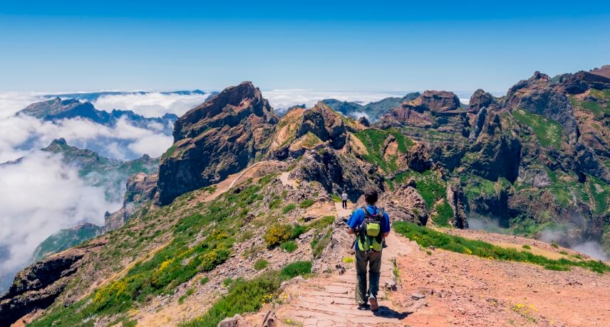 Best Guided Walks in Madeira Island - Pico Arieiro to Pico Ruivo