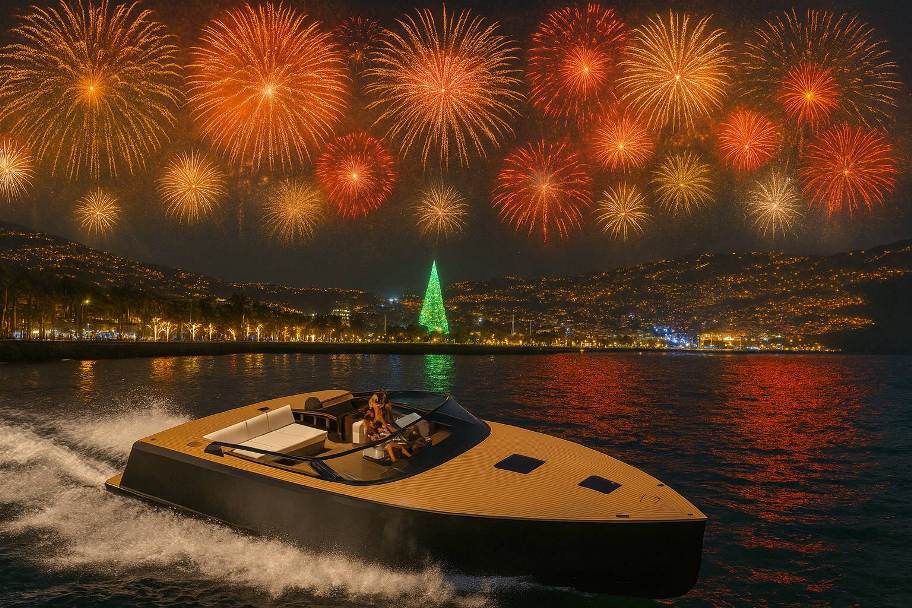 New Year Fireworks Show in Madeira on a Luxury Private Boat New Year Fireworks Show in Madeira on a Luxury Private Boat