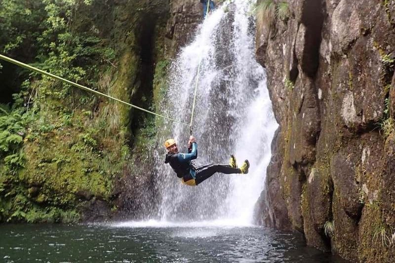 Madeira Canyoning in Ribeira do Cidrão Level 2 Madeira Canyoning in Ribeira do Cidrão Level 2